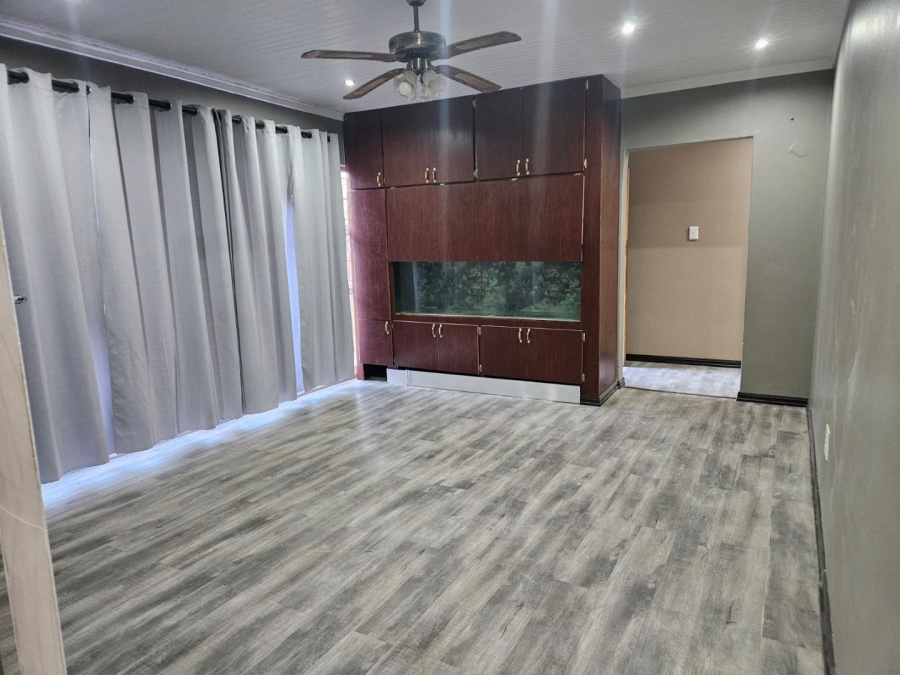 To Let 3 Bedroom Property for Rent in Fichardt Park Free State